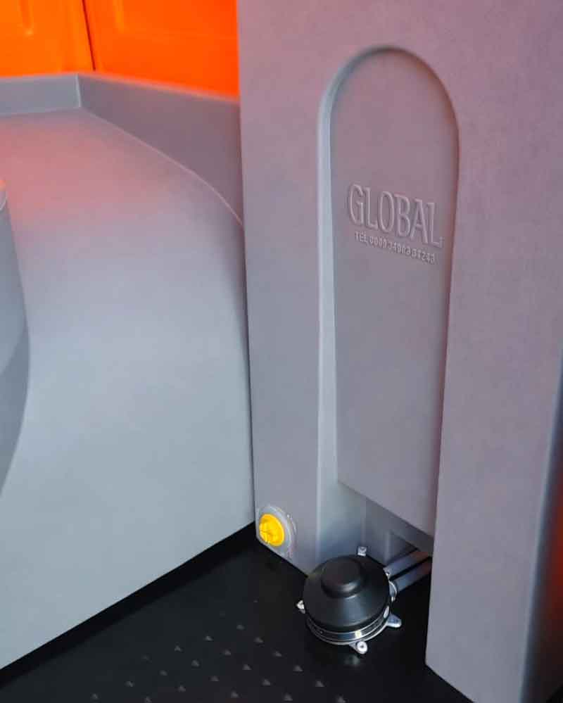 mobile-toilette-fuer-event-4mylocus